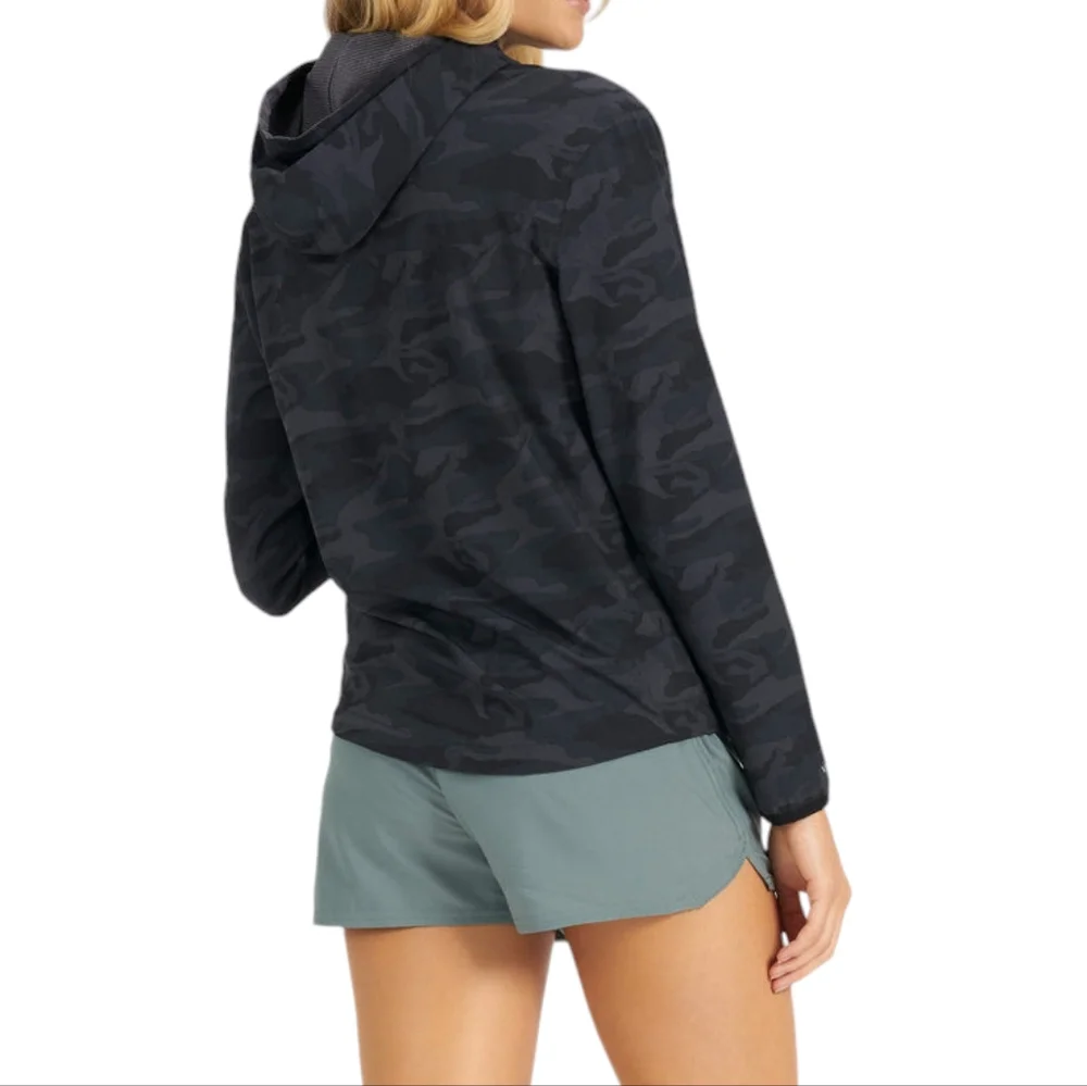 Vuori Black Camo Women's Jacket - Picture 2 of 8